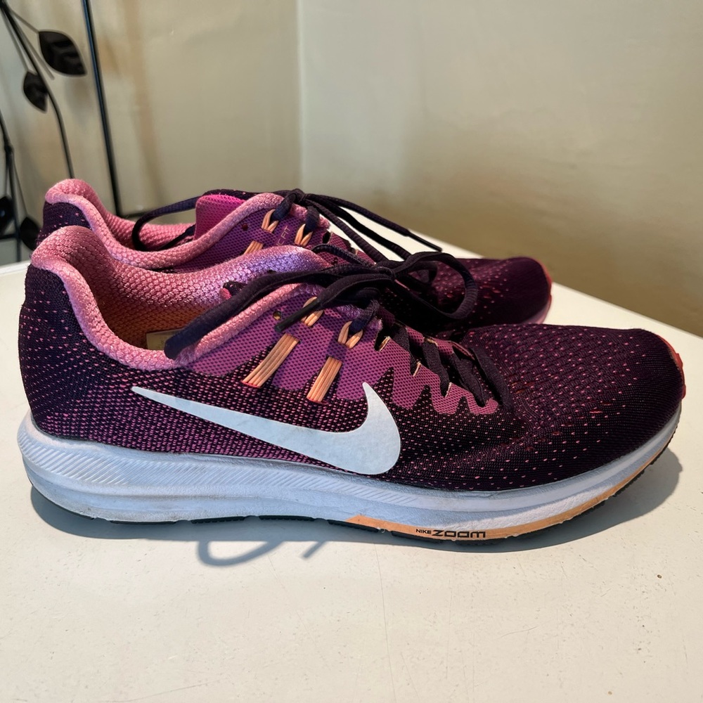 Nike Zoom Athletic Shoes - 8.5